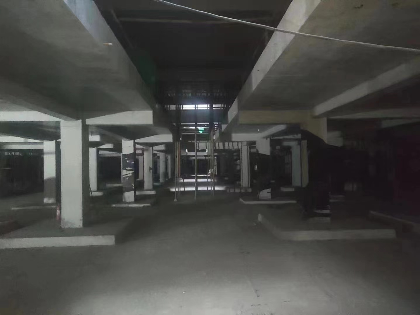 阿拉善山东又一个上海博普LOFT车库拔地而起